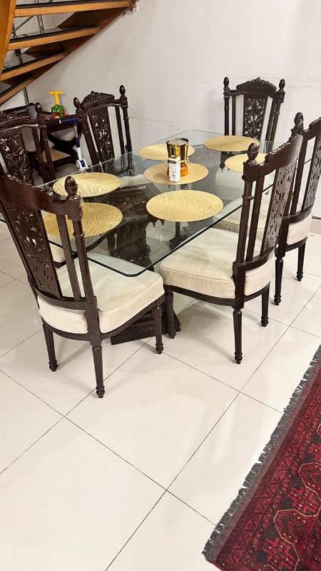 dinning table+6 chairs 1