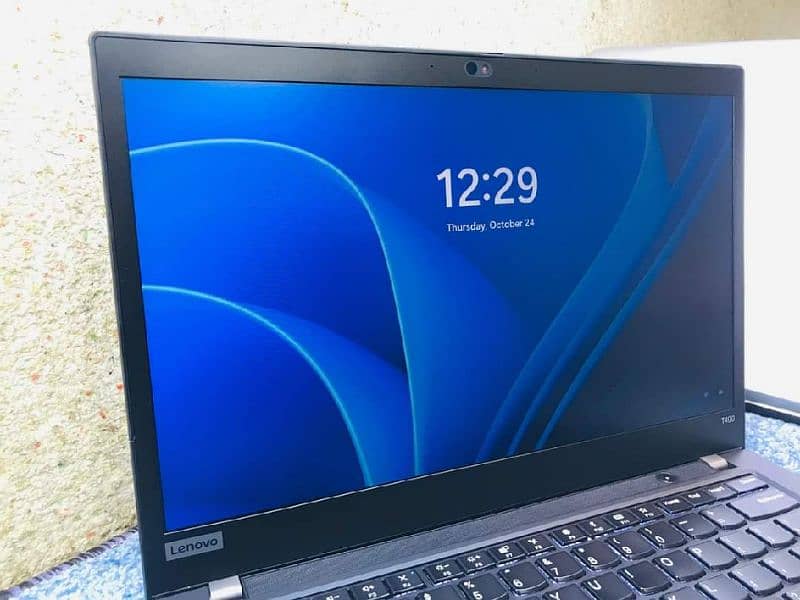 Lenovo T-490 i5 / 8th Gen  | 16GB RAM + 256GB 1