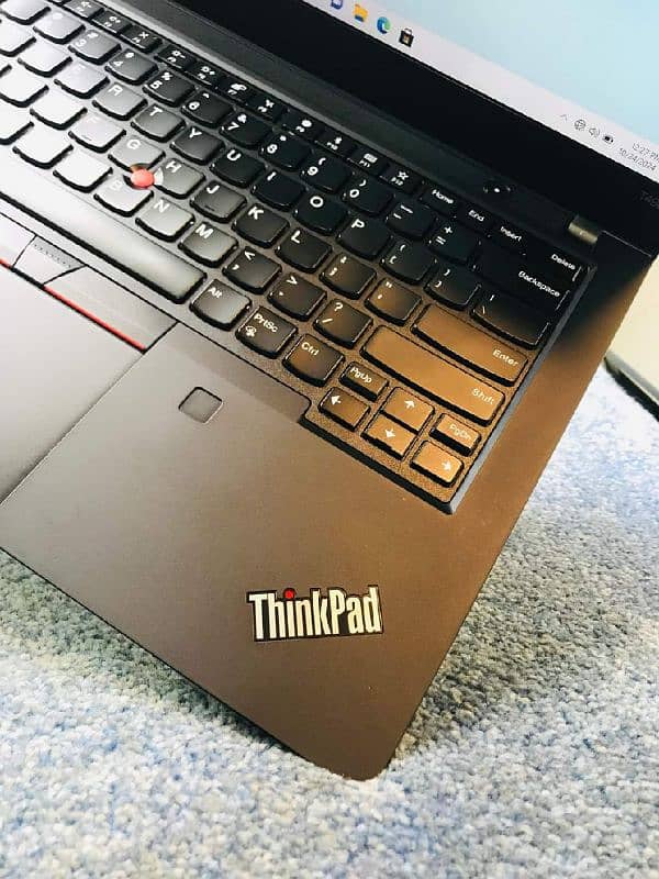 Lenovo T-490 i5 / 8th Gen  | 16GB RAM + 256GB 5