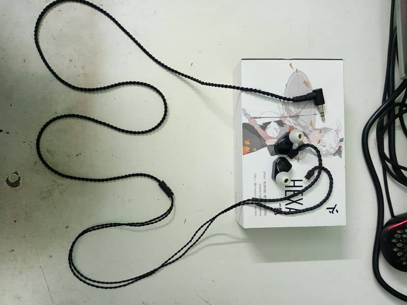 TRUTHEAR HEXA 1DD 3BA In-Ear Headphone 4