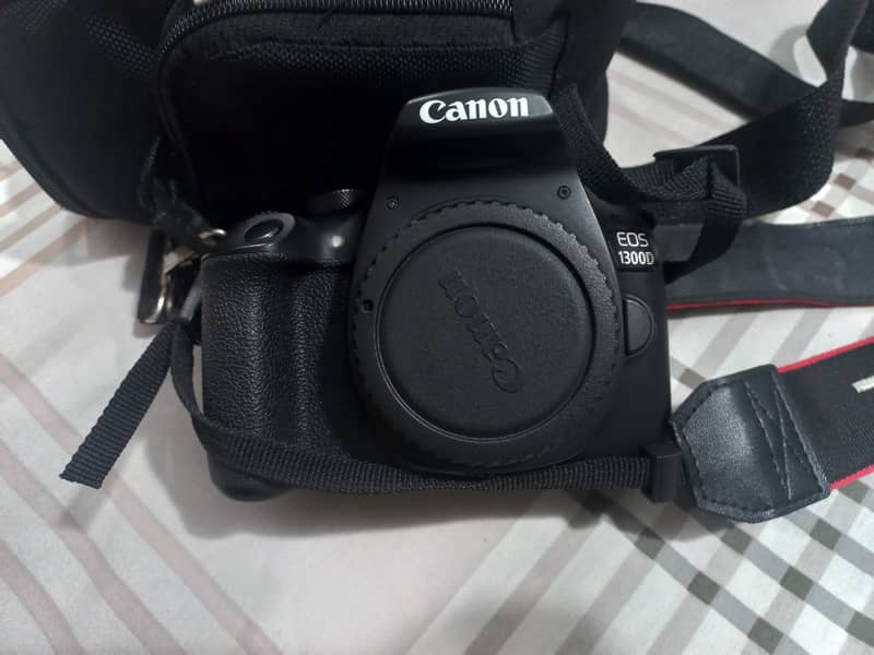 Canon EOS 1300D 4