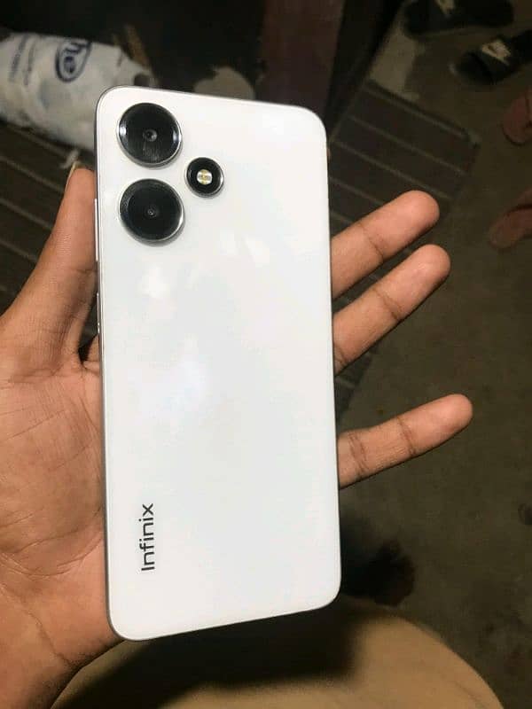 Infinix hot 30 play with box and warranty 0