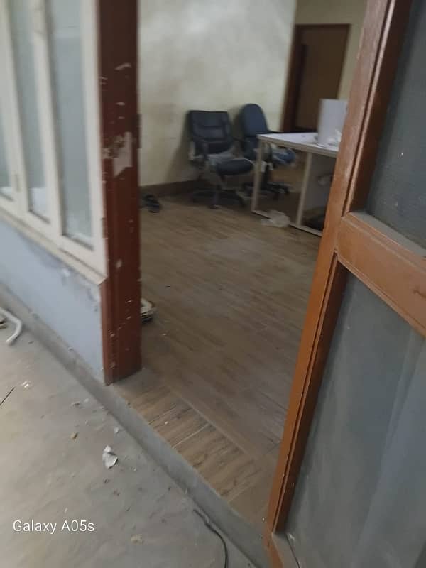 Well Mentain 3 Bed D/D For Silent Commercial Purpose Available For Rent Prime Location Gulshan-e-iqbal Block-3 8