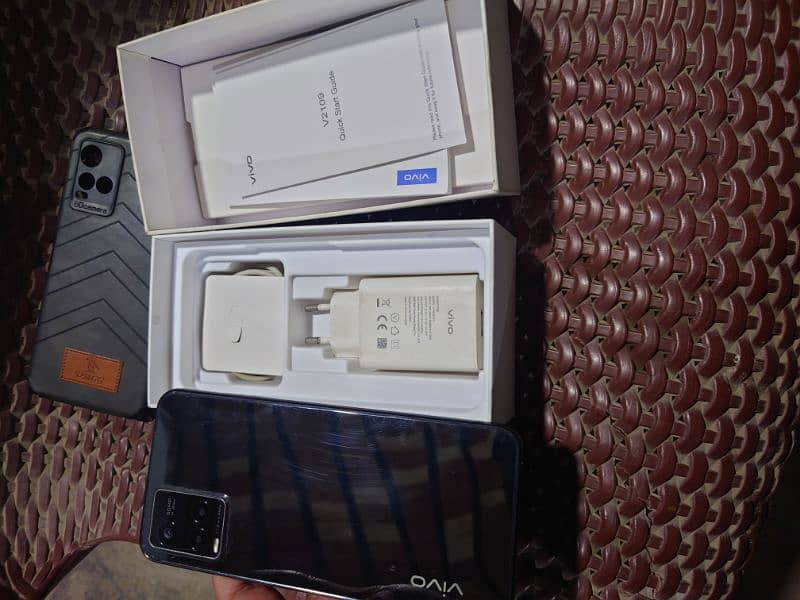 vivo y33s like new condition with all accessories official pta 0