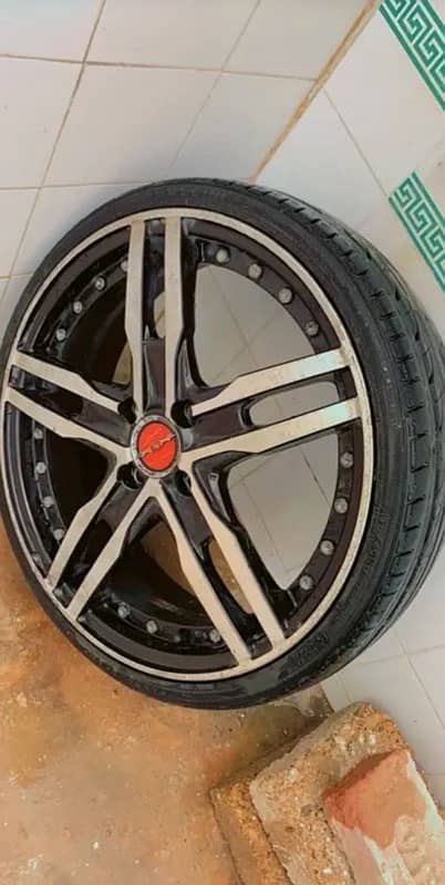 17 inch japanese Alloy rims and Tyres 0