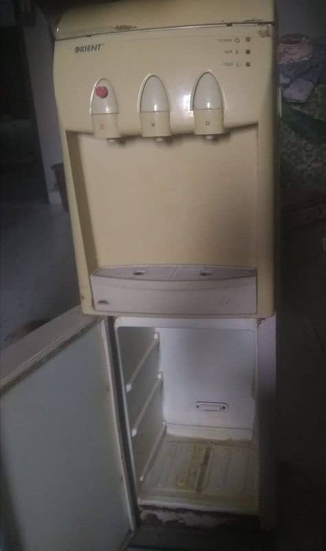 good condition water dispenser 5