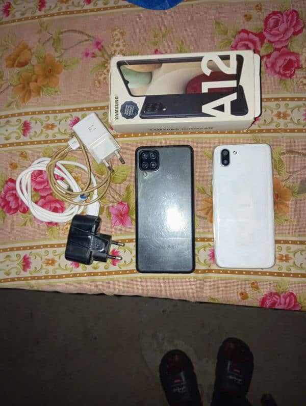 I am selling two mobiles read description 2