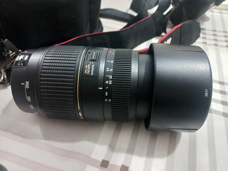 Tamron 70*300 TeleMacro Canon mount 0