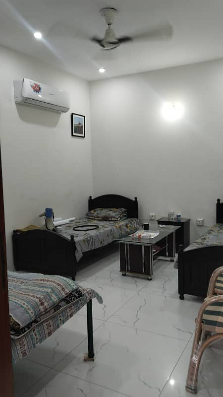 Kanal Upper Portion For Rent 15