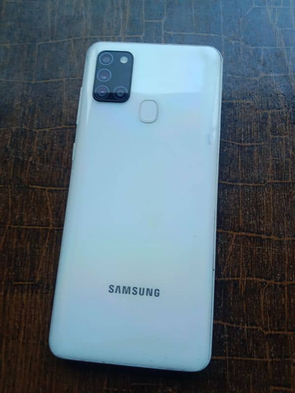 Samsung a21s good btry  time chlny main bilkul ok hy 1