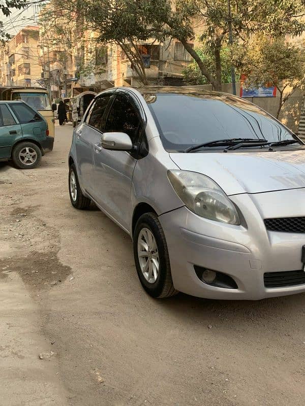 Toyota Vitz 2010 1