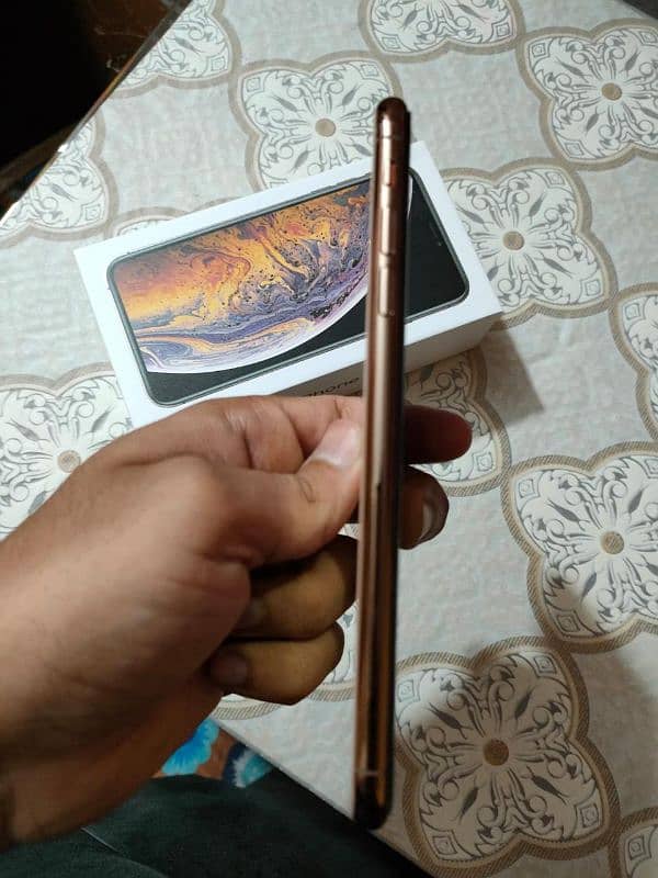 iPhone XS Max FOR sale 1