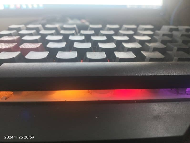 Bloody B1700 Gaming Keyboard 1