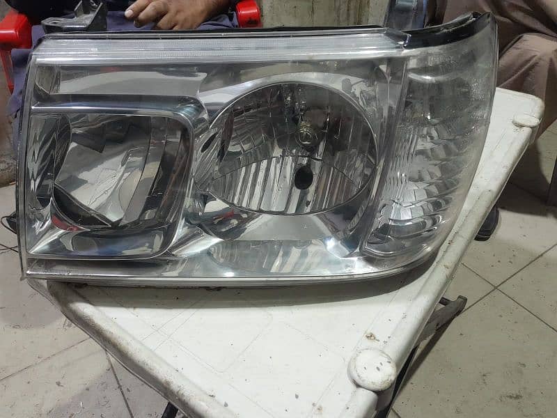 Land Cruiser Grand headlights for sale 0