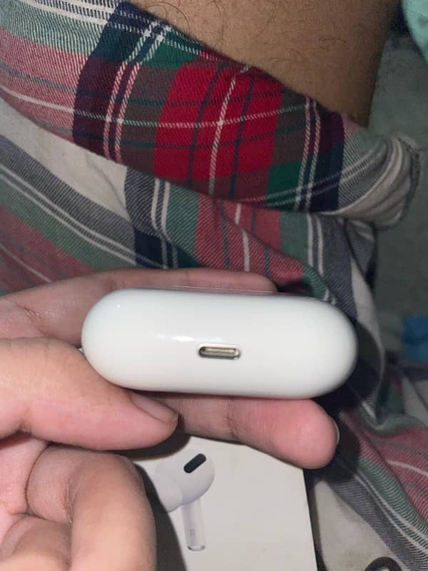 Airpods Pro (1st gen) 3