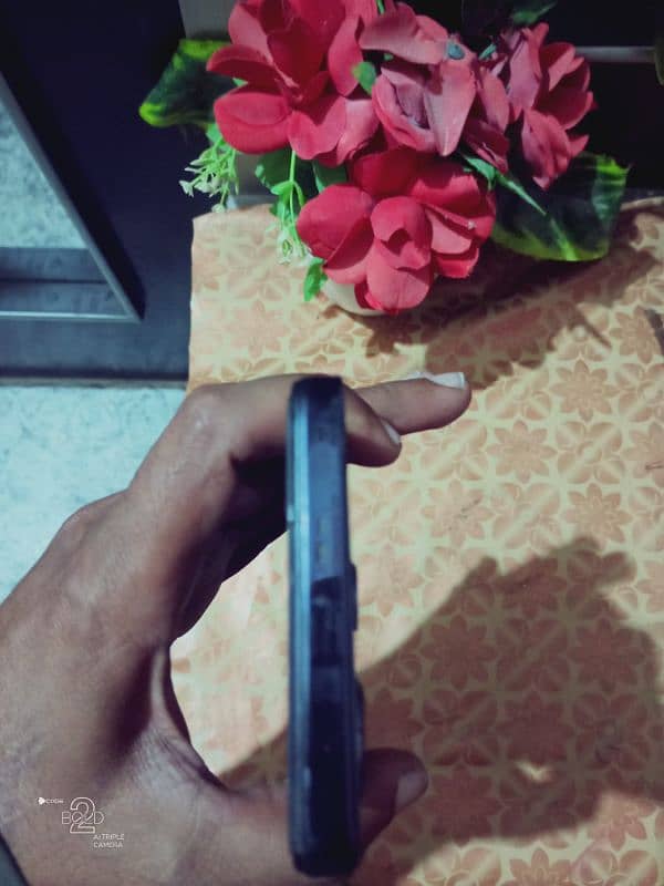 infinix not30 8+8 128 2