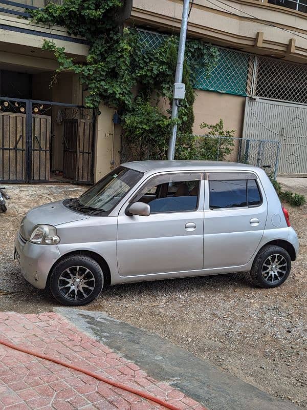 Daihatsu Esse 2007 3