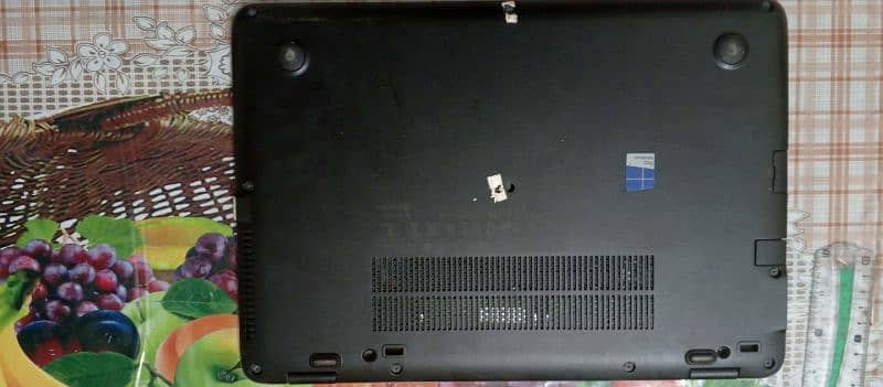 Hp laptop 840 g3 12