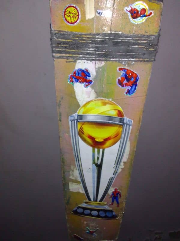 WORLD CUP CRICKET BAT 0