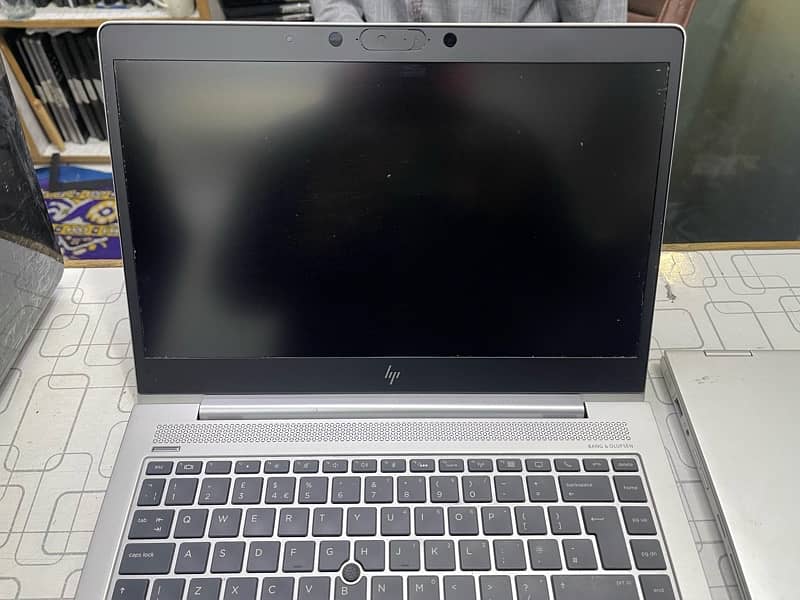 HP ELITEBOOK 840 G6 i7 8th gen 1