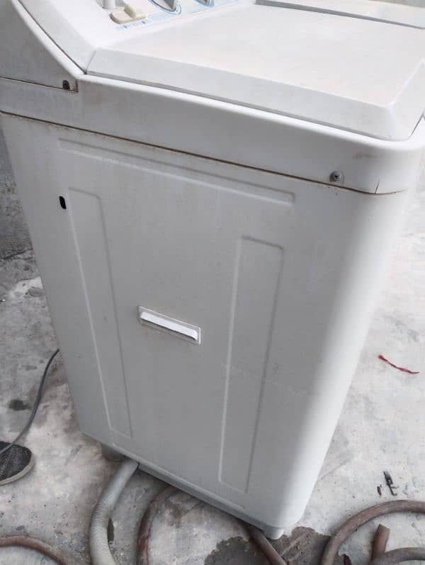 Haier twin tub washing machine 5