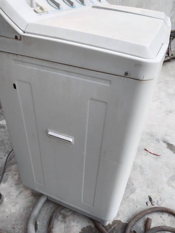 Haier twin tub washing machine 6