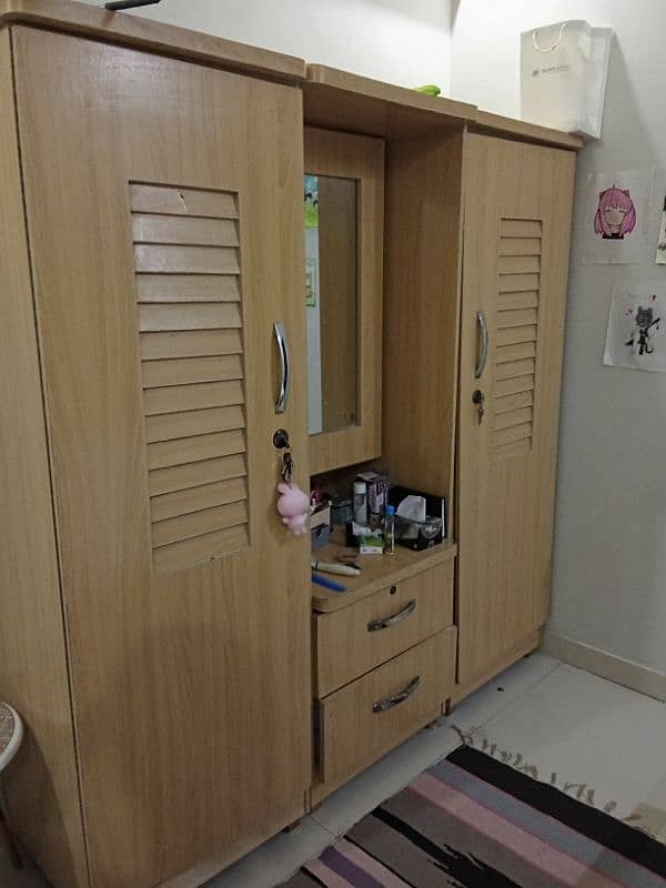 dressing with 2 door cupboard 1