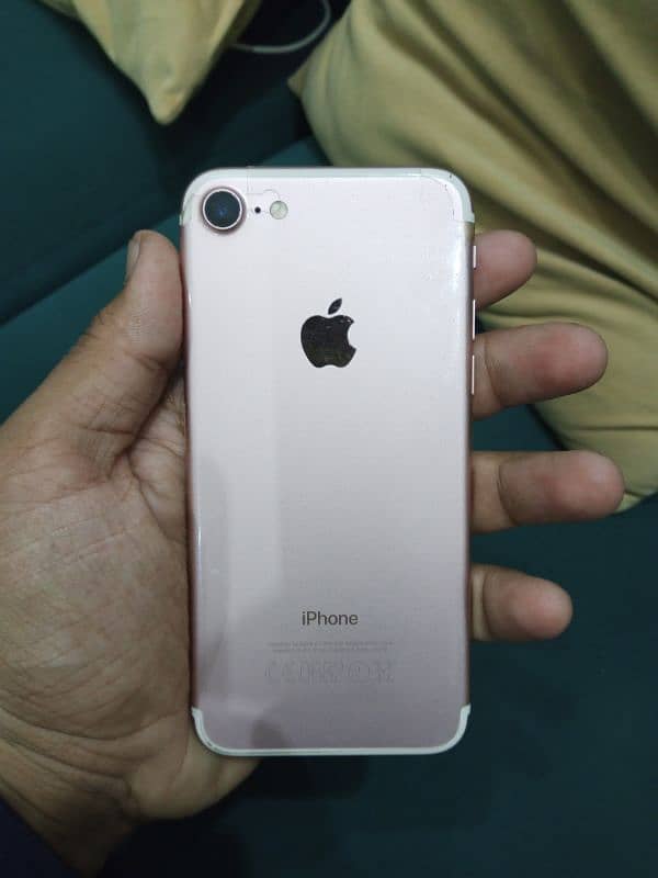 iphone 7 | 128gb | non pta | 10/10 condition 1