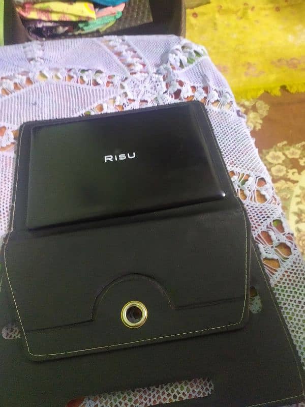 RUSU tablet 1GB 6