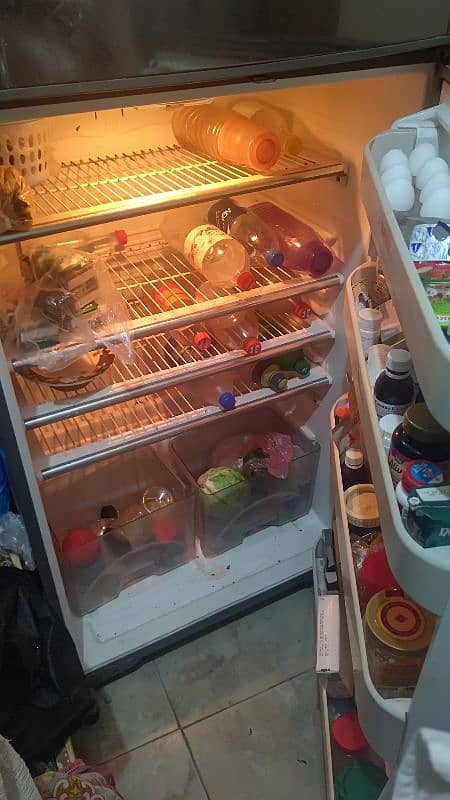 dawlance fridge 1