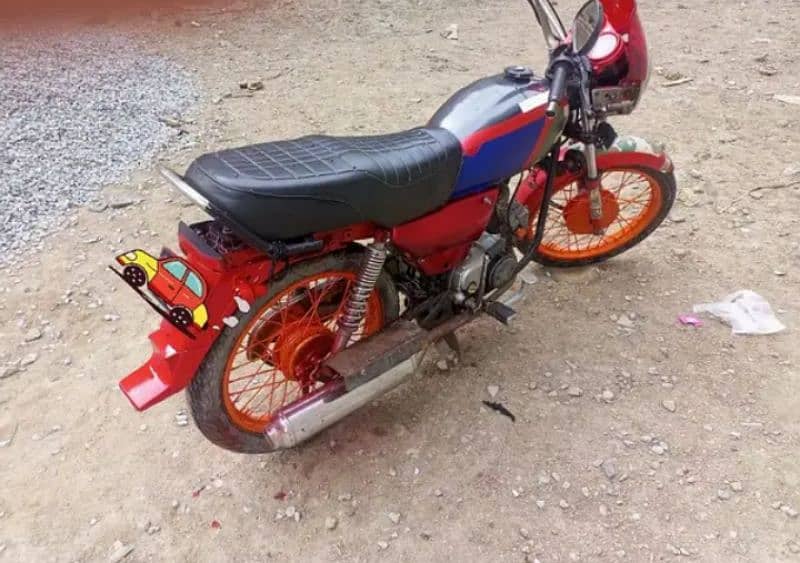 Honda pridor/ CD 100 like new 7