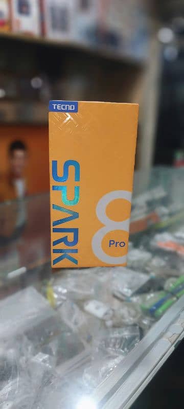 Tecno Spark 8 pro 18