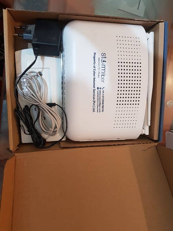 High speed storm fibre Modem complete box with HD box 4