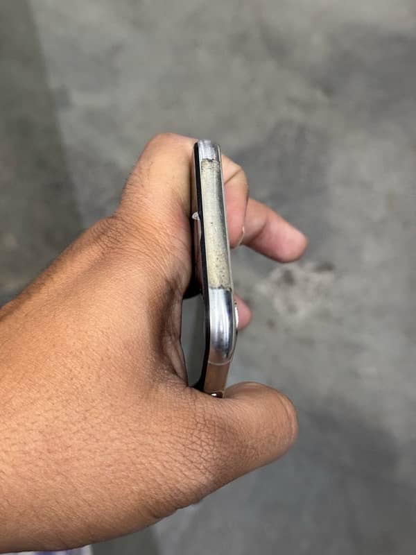 iphone x 64 gb pta approved 3