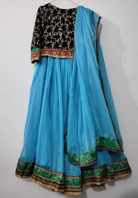 Formal dresses, lehenga, kalidar, maxi, saree. 3