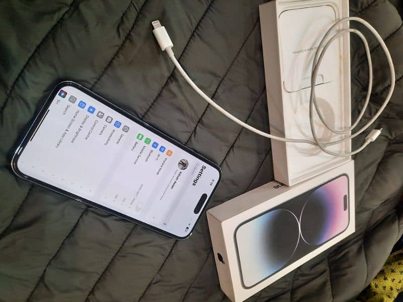 iPhone 14 Pro Max 256-GB Non PTA 10/10 5