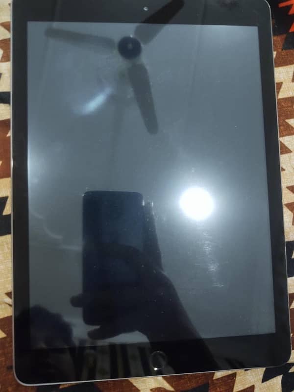 iPad 6 th generation for sale 10/10 0