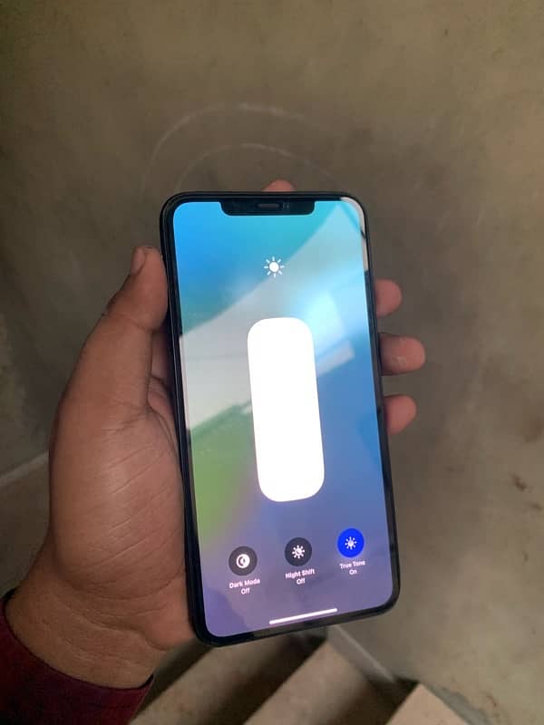 iPhone 11pro Max non pta wtaer pack 4