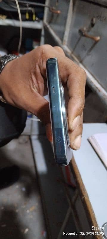 oppo reno 12f 4g 3