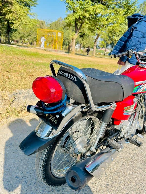 Honda 125 2023 model 14