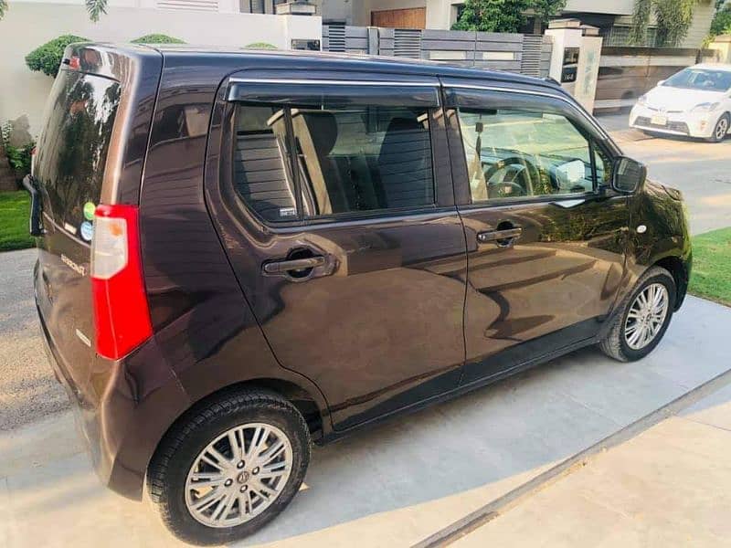 Suzuki Wagon R 2015 9