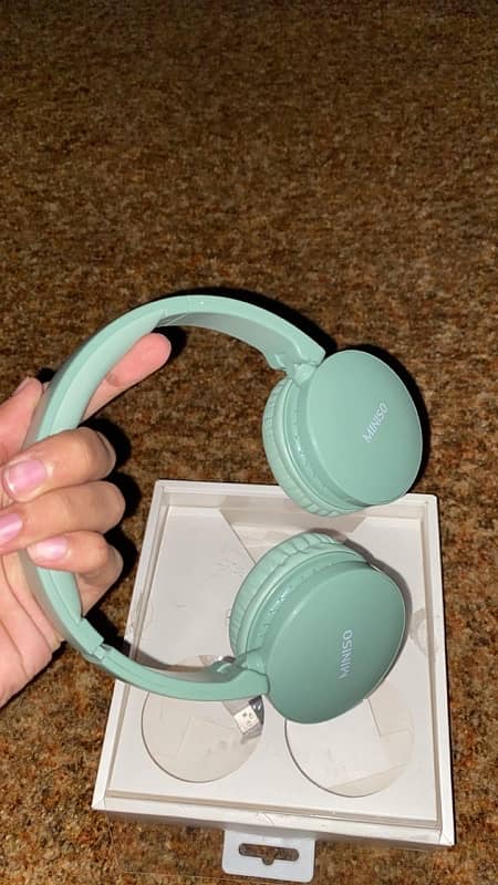 headphones 1