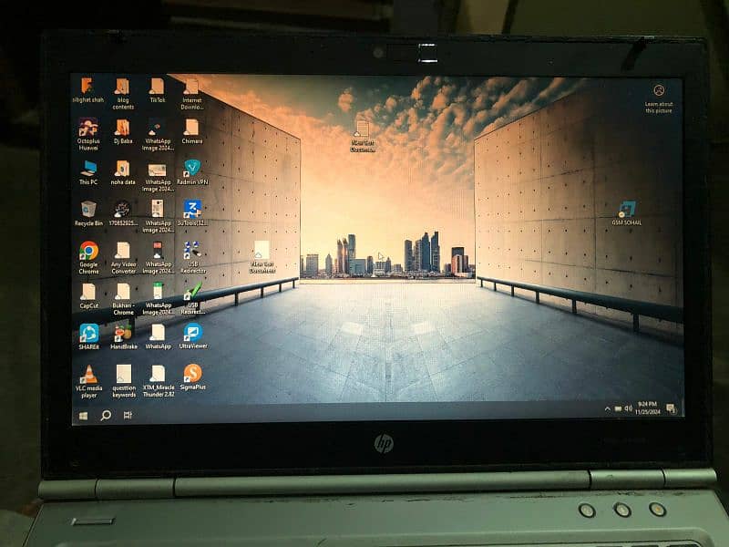 Hp Laptop elite book 0