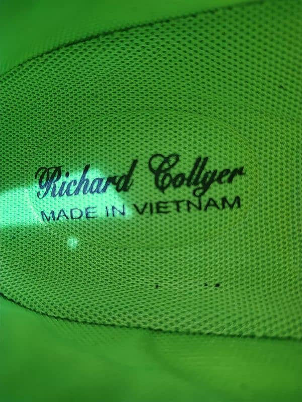 Richard Collyer sports shoes 3