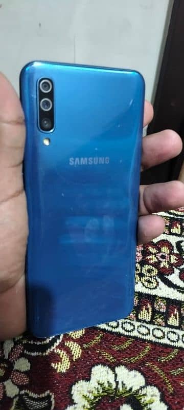 Samsung A50 5