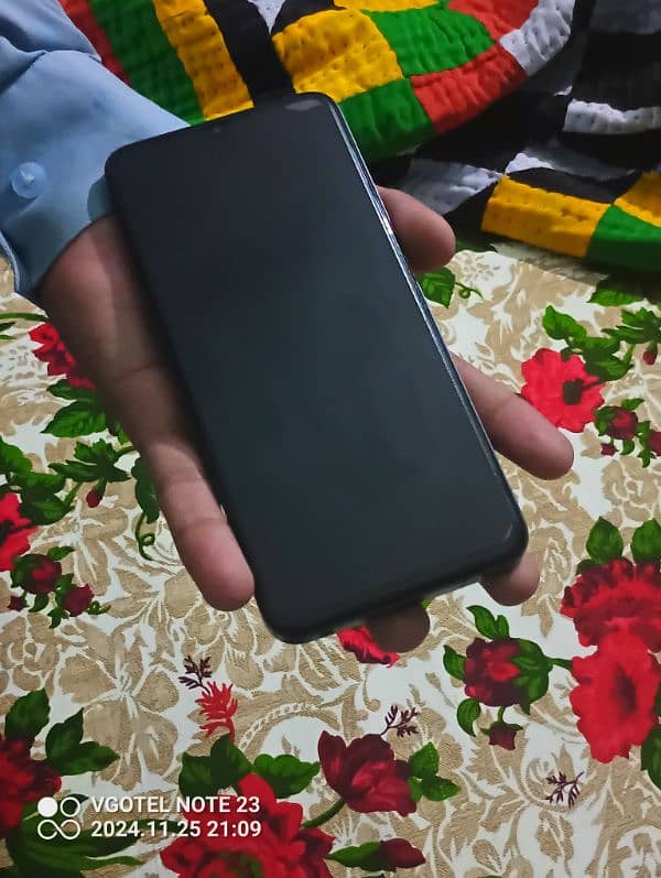 Realme Nazro A50 Prime 0