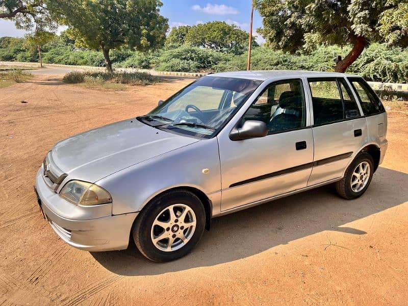 Suzuki Cultus 2012 5