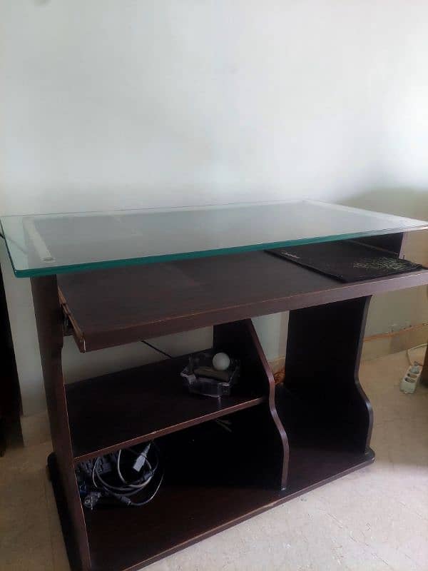 computer  table 1