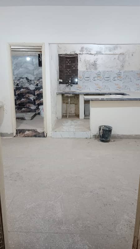 2 Bedroom 2 Bath Lounge 2nd Floor Flat For Rent Block M North Nazimabad 2