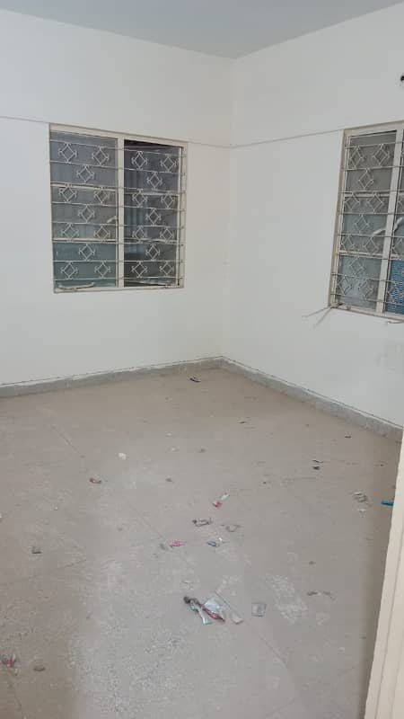 2 Bedroom 2 Bath Lounge 2nd Floor Flat For Rent Block M North Nazimabad 5